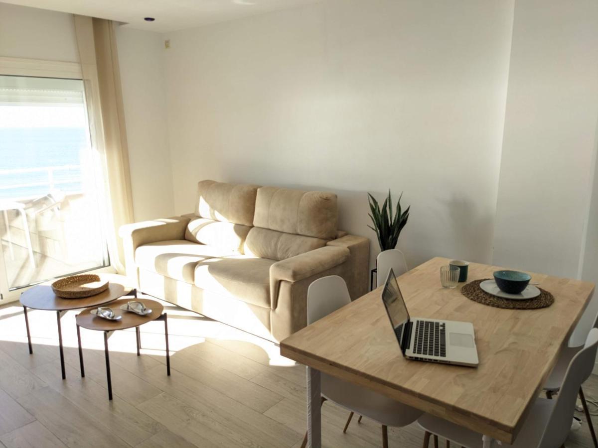 Apartamento En La Playa Con Garaje 加的斯 外观 照片