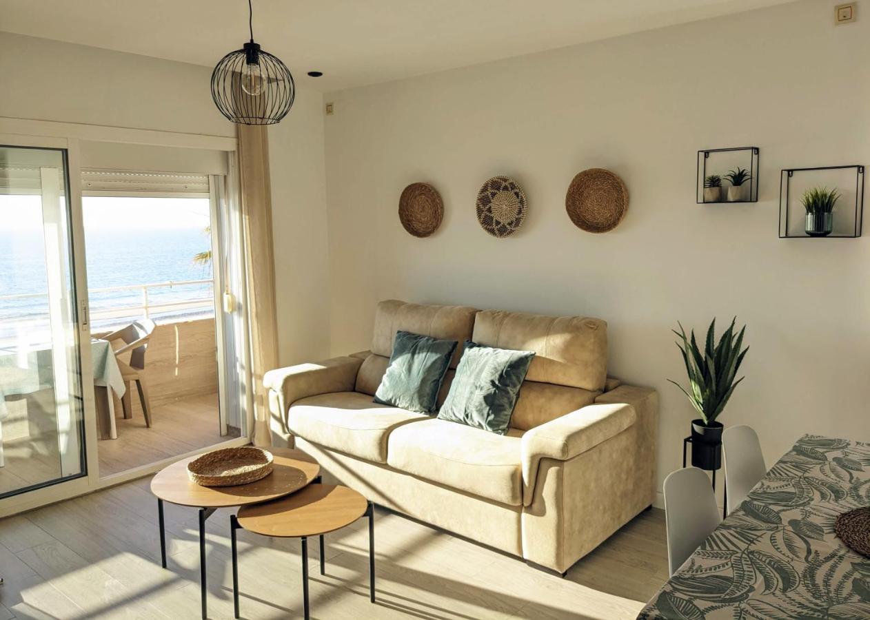 Apartamento En La Playa Con Garaje 加的斯 外观 照片