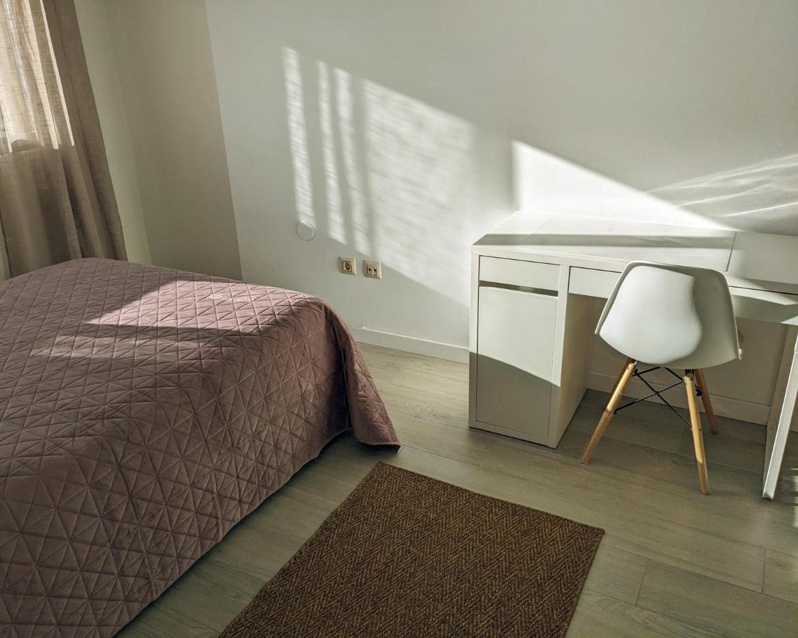 Apartamento En La Playa Con Garaje 加的斯 外观 照片